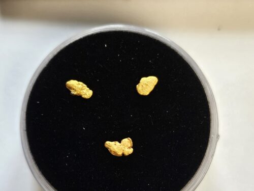 20260326_113209 Kleine Schweizer Goldflitter 0.12 gramm Goldach b. St Gallen