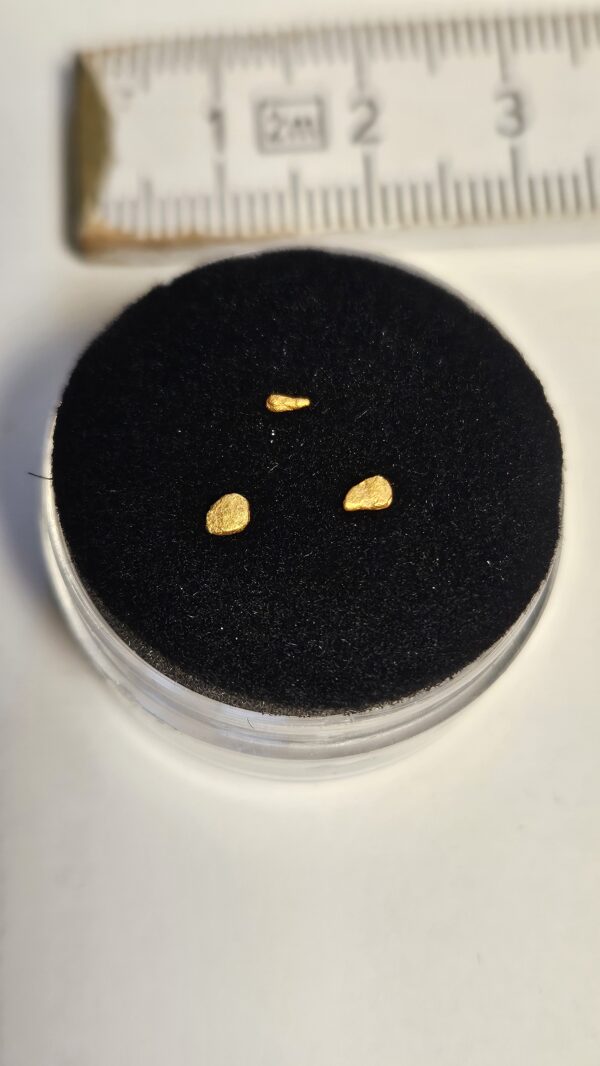 3 kleine Goldnugget/Flitter aus dem Wallis 0.09g