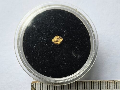 Goldnugget/Flitter aus dem Wallis 0.13g