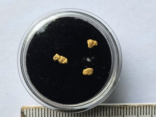 20260803_093743 Schweizer Goldflitter 0.11 gramm Goldach b. St Gallen