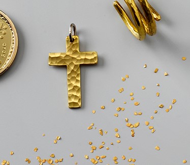 Christus-Kreuz-aus-Schweizer-Naturgold_1 Christus-Kreuz aus Schweizer Naturgold geschmiedet