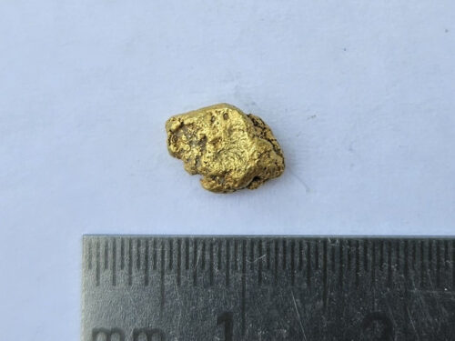 Schweizer-Goldnugget-0.61-Sumvitg_1 Schweizer Goldnugget 0.61 Gramm Val Sumvitg b. Disentis